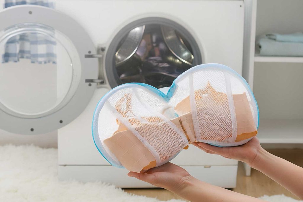 نگهداری و شست و شوی سوتین